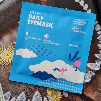Паровая маска для глаз для расслабления с жасмином Daily Eyemask Fleecy Cloud