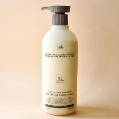 Lador Moisture Balancing Shampoo безсиликоновый шампунь для чувствительной кожи головы